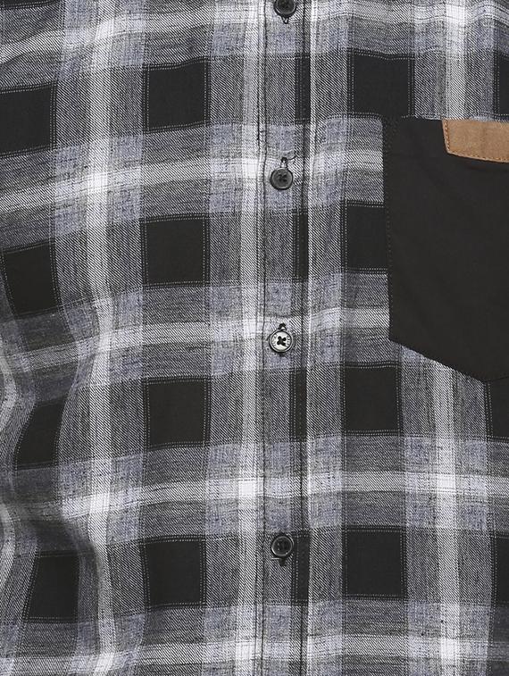 black checkered casual shirt - 16713873 - Zoom Image - 5