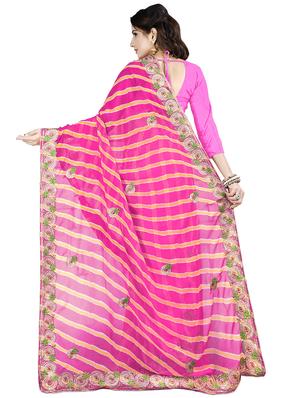 leheriya print bordered saree with blouse - 16717366 - Standard Image - 2