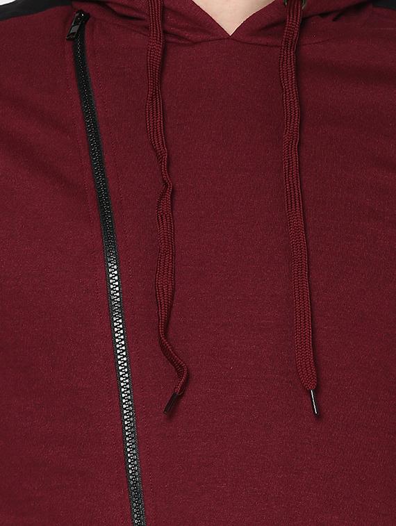 red solid hooded sweatshirt - 16718262 - Zoom Image - 5