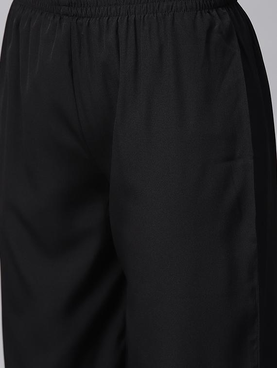 solid straight kurta - 16719825 - Zoom Image - 5
