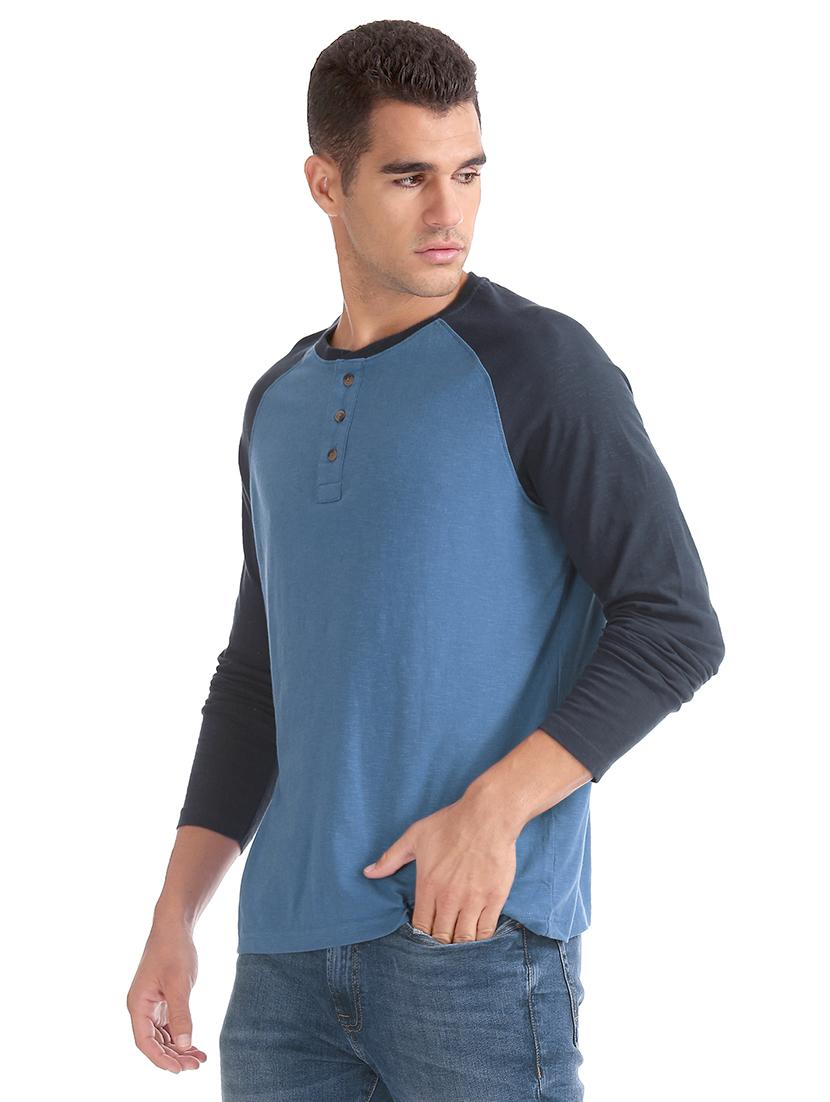 blue color block raglan t-shirt - 16721348 - Zoom Image - 2