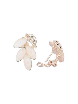 red metal studs earring - 16724726 - Standard Image - 5