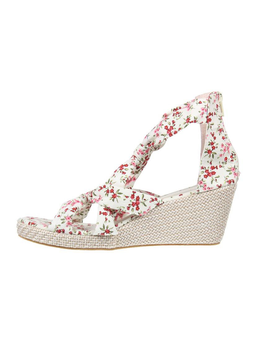 white closed back wedges - 16726269 - Zoom Image - 2