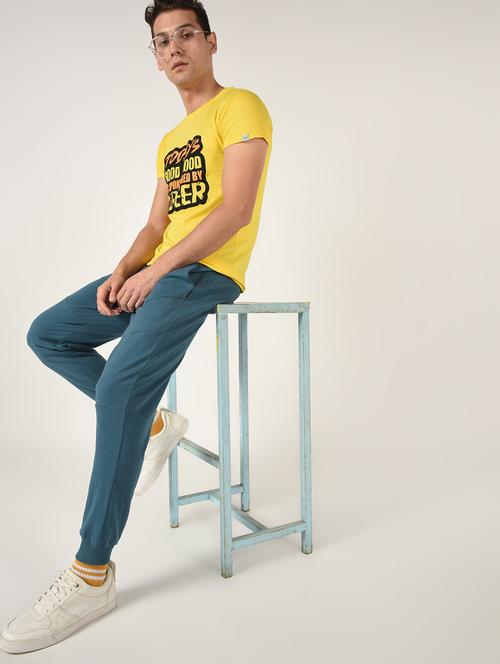 yellow typographic chest print t-shirt - 16735105 - Very Small Image - 1