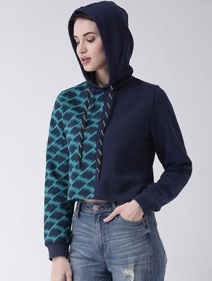 long sleeved geometric print hooded sweatshirt - 16739704 - Standard Image - 2