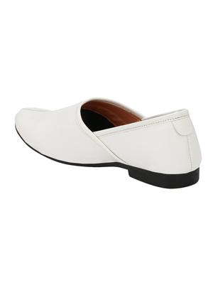 white leatherette slip on jutis - 16743631 - Standard Image - 2
