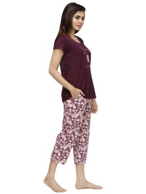 round neck tee with nightwear capri set - 16745134 - Standard Image - 2