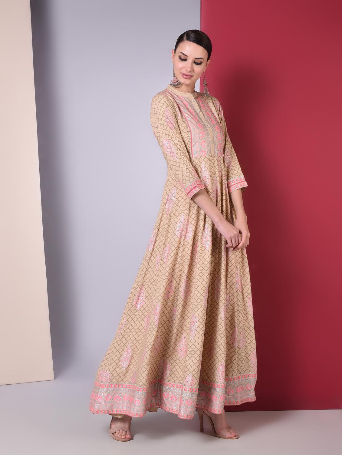 floral anarkali kurta - 16745701 - Zoom Image - 2