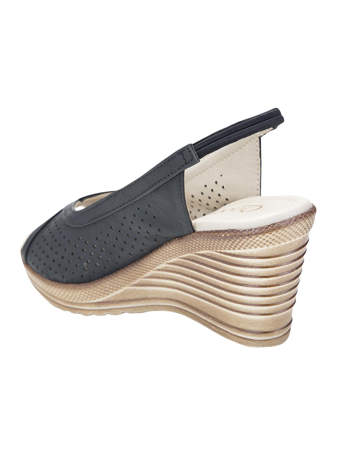 black back strap wedges - 16755504 - Zoom Image - 2