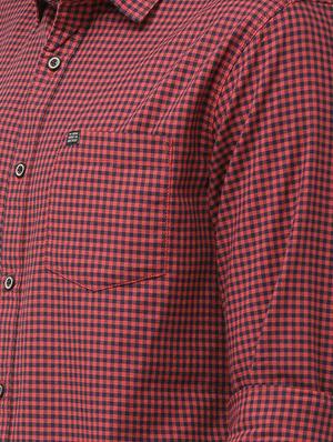 red checkered casual shirt - 16759935 - Standard Image - 5