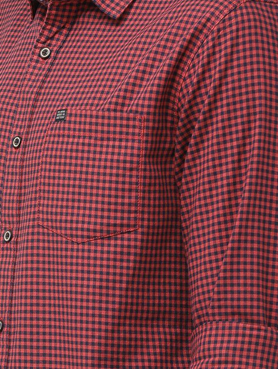red checkered casual shirt - 16759935 - Zoom Image - 5