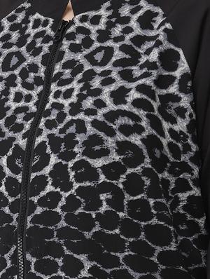 raglan sleeved animal print jacket - 16765255 - Standard Image - 5