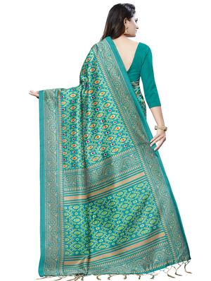 ikat print saree with blouse - 16770879 - Standard Image - 2