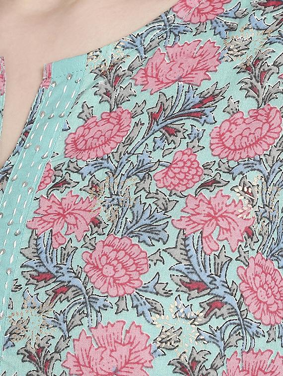 floral straight kurta - 16771064 - Zoom Image - 5