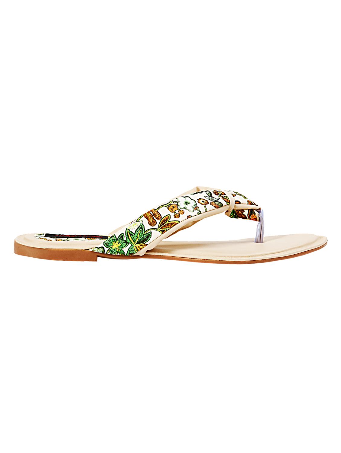 beige toe separator sandals - 16774499 - Zoom Image - 2