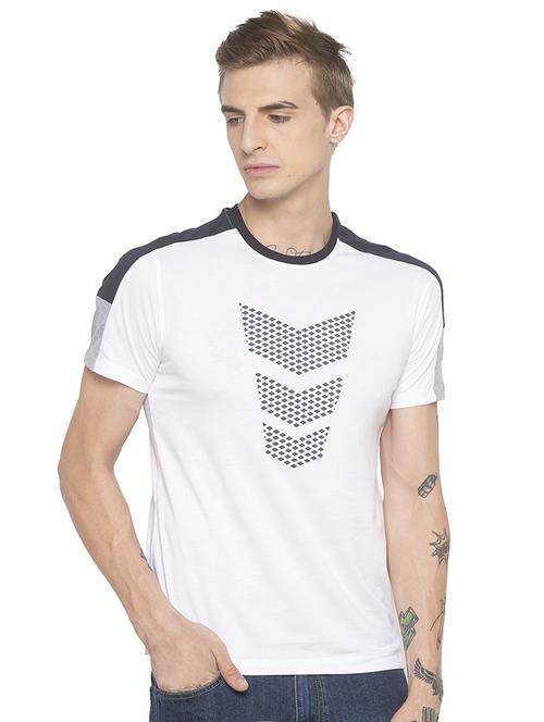 white chest printed t-shirt - 16776690 - Very Small Image - 1