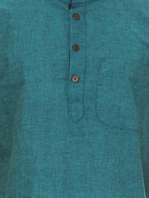 green solid short kurta - 16777489 - Zoom Image - 5