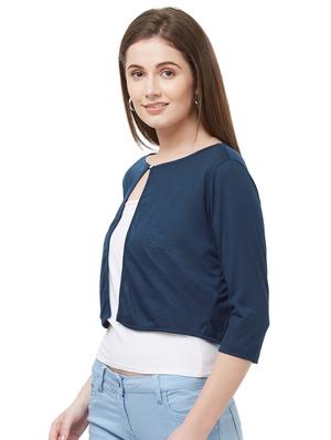 solid regular shrug - 16800808 - Standard Image - 2