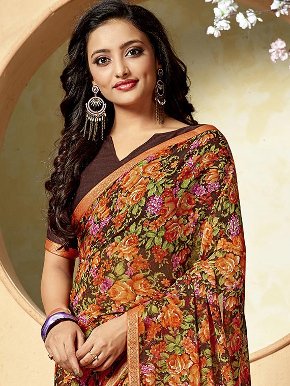 floral printed saree with blouse - 16808158 - Zoom Image - 2