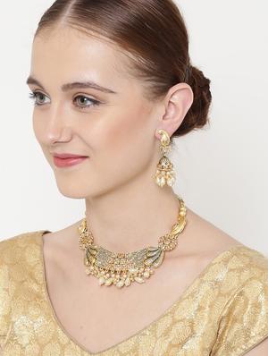 gold metal choker necklace - 16811653 - Standard Image - 5