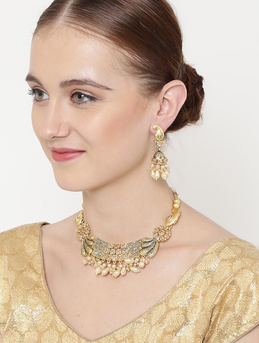 gold metal choker necklace - 16811653 - Zoom Image - 5