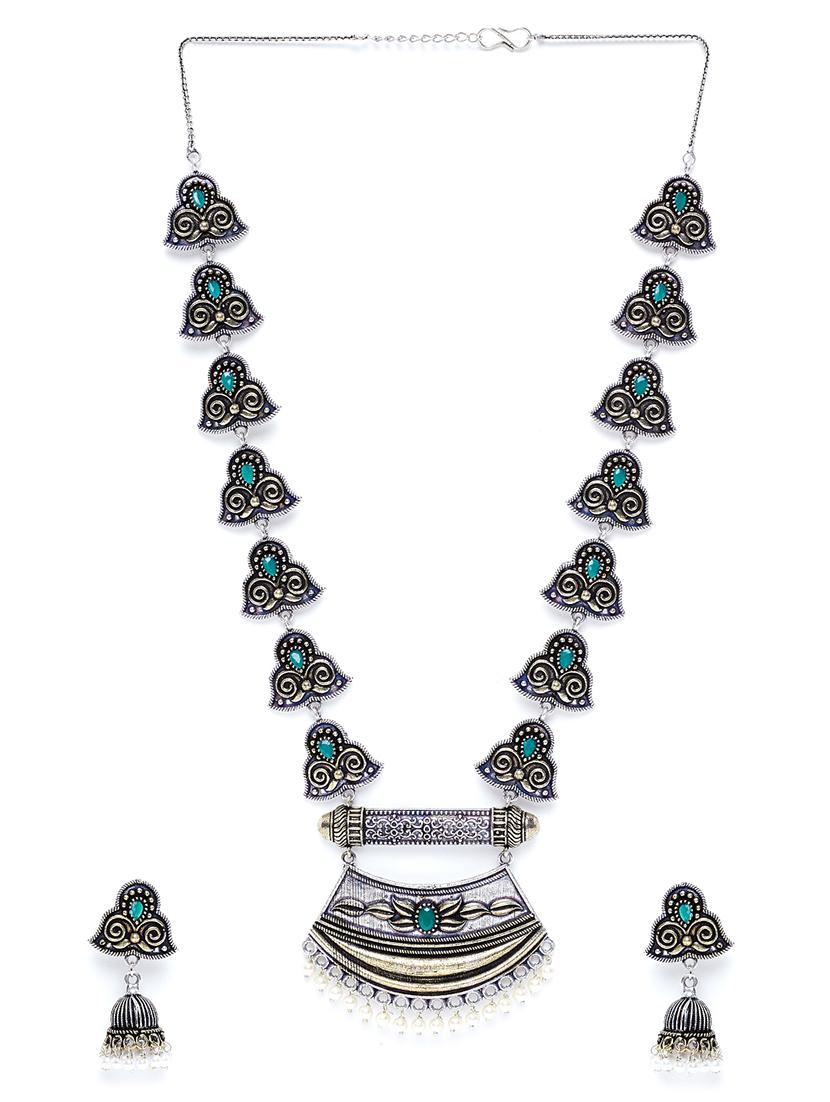 silver brass short necklace - 16811726 - Zoom Image - 2