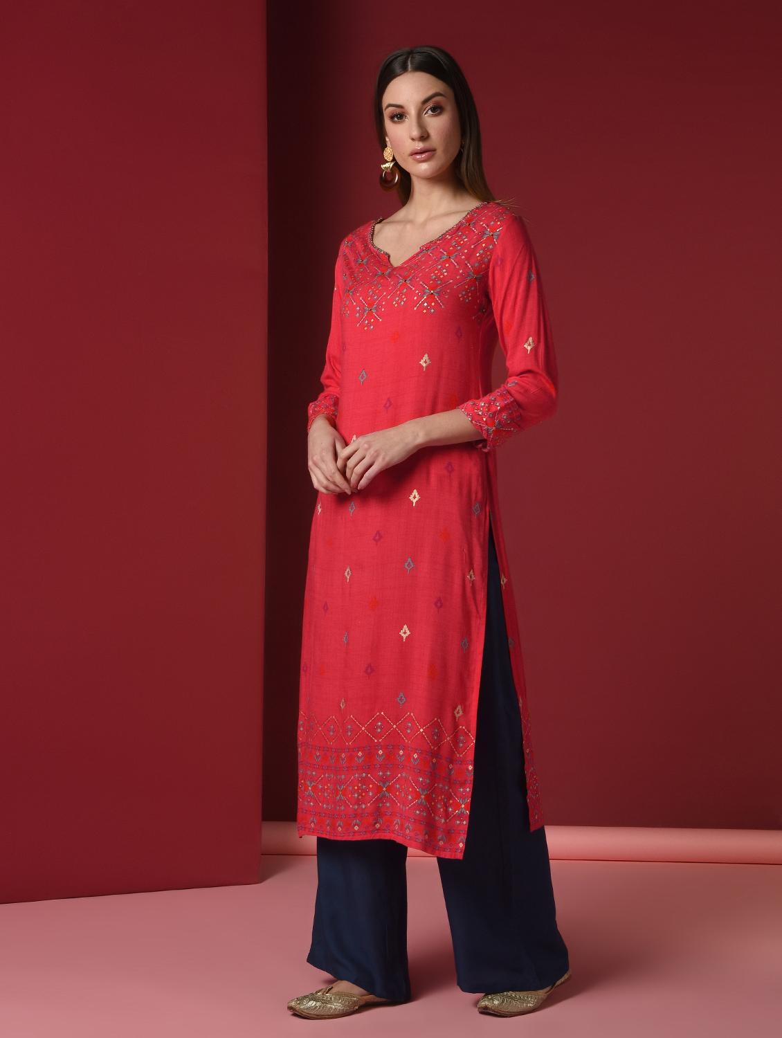 ikat print kurta palazzo set - 16816494 - Zoom Image - 2