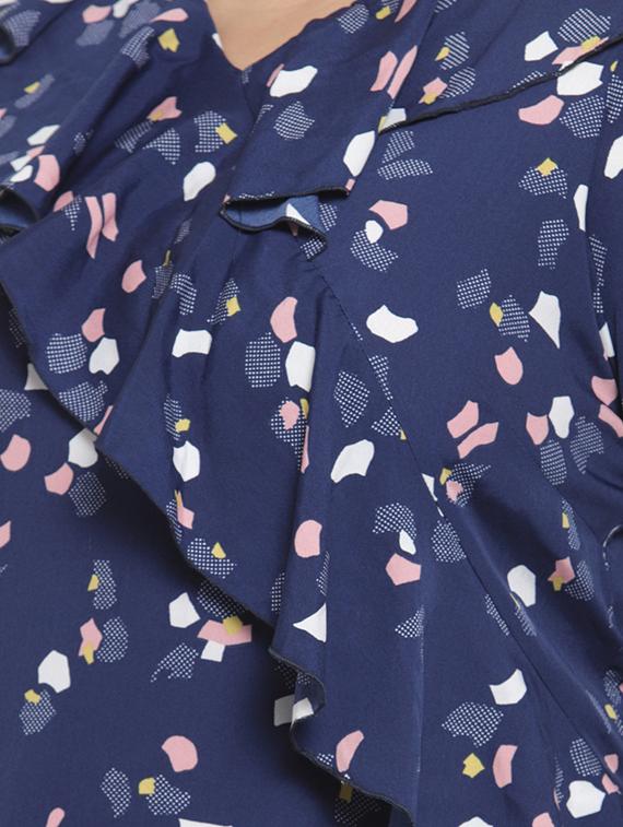 bell sleeved floral plus top - 16838242 - Zoom Image - 5