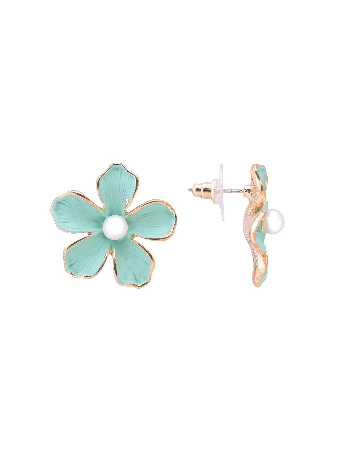 green metal studs earring - 16841856 - Zoom Image - 2