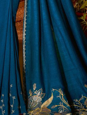 solid bordered saree with blouse - 16846625 - Standard Image - 2