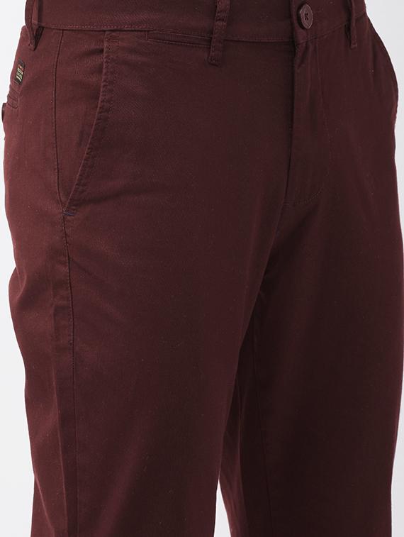 red solid chinos - 16855355 - Zoom Image - 5