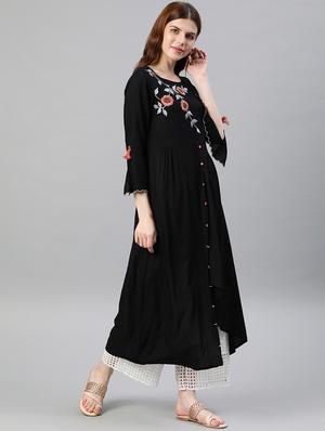 embroidered asymmetric kurta - 16861670 - Standard Image - 2