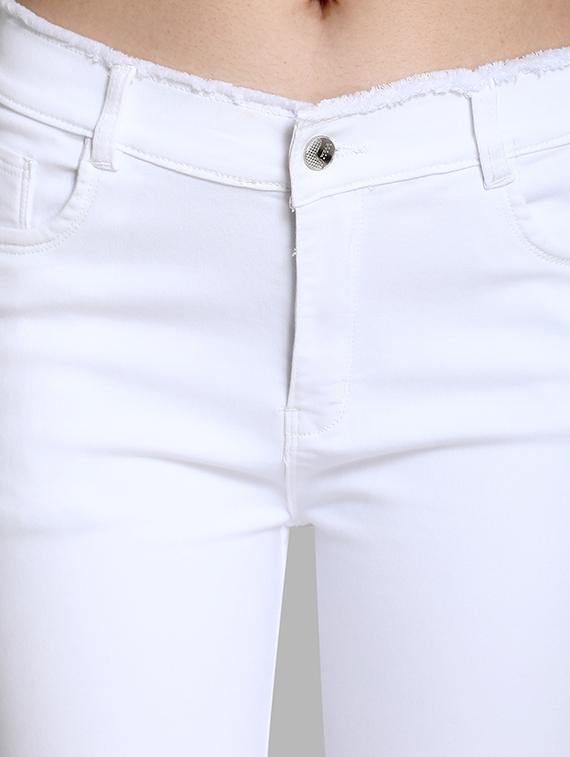 high rise frayed hem jeans - 16868020 - Zoom Image - 5