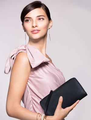 black leatherette (pu) regular clutch - 16913847 - Standard Image - 5