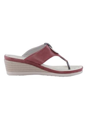 red toe separator wedges - 16947198 - Standard Image - 2