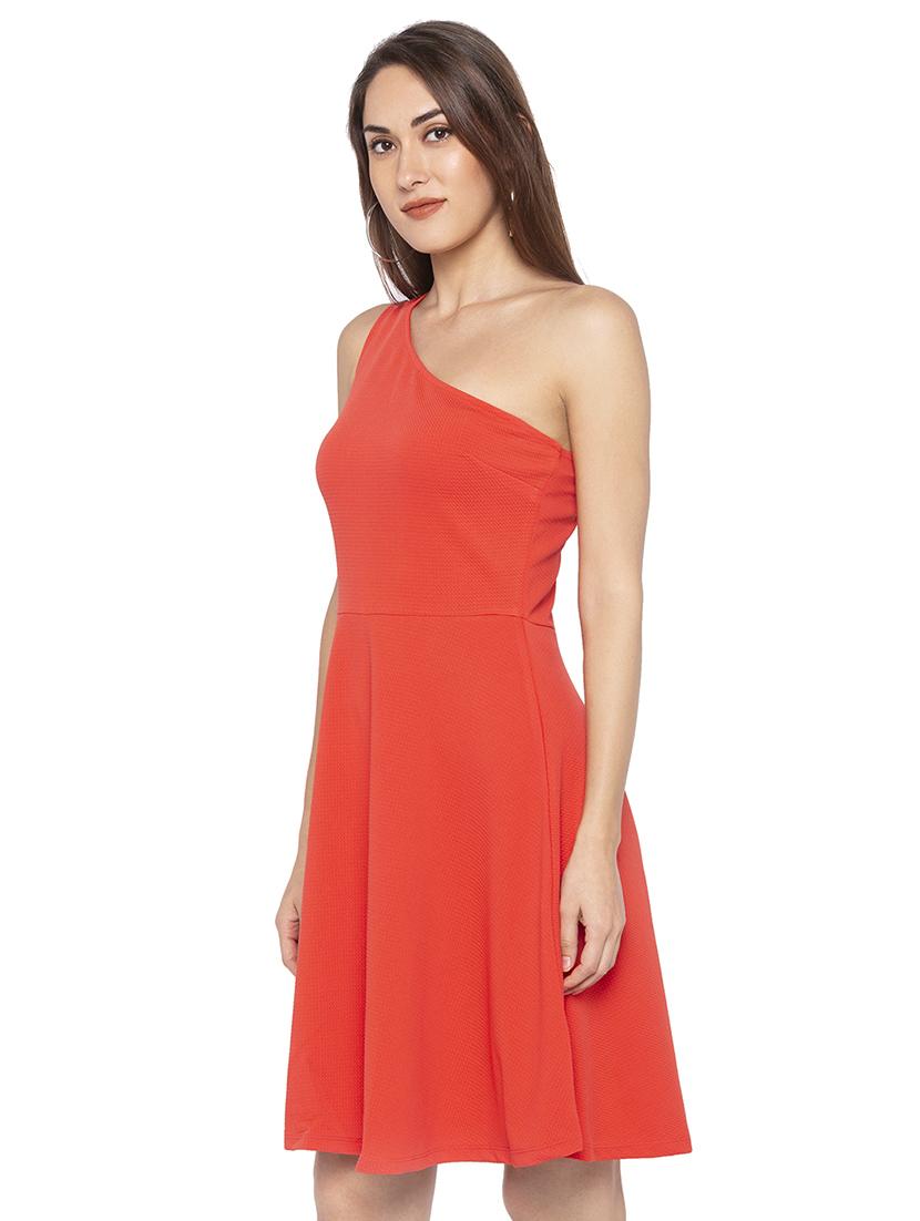 single shoulder solid skater dress - 16954123 - Zoom Image - 2