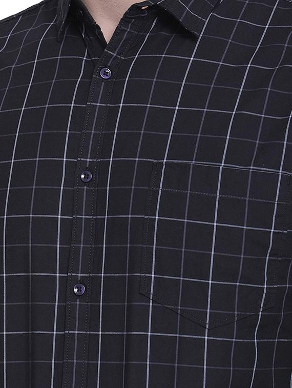 black checkered casual shirt - 16979332 - Zoom Image - 5