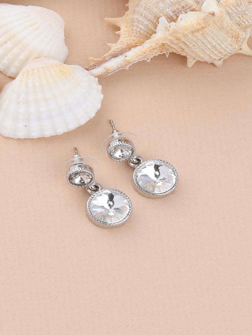 silver metal studs earring - 16979636 - Zoom Image - 2