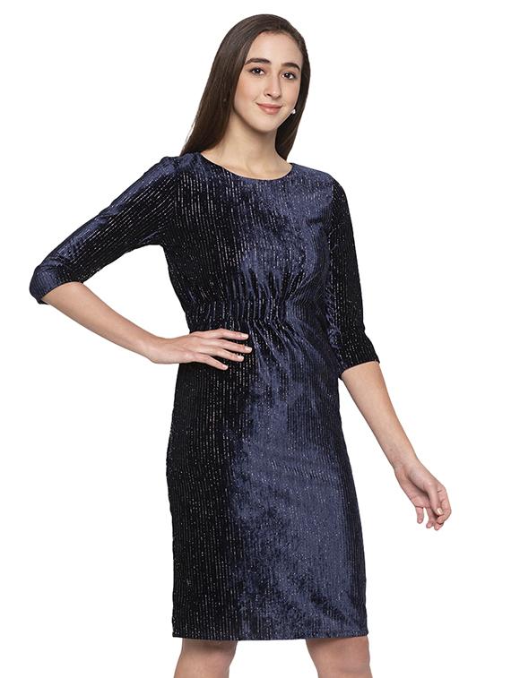 round neck embellished sheath dress - 16989796 - Zoom Image - 2