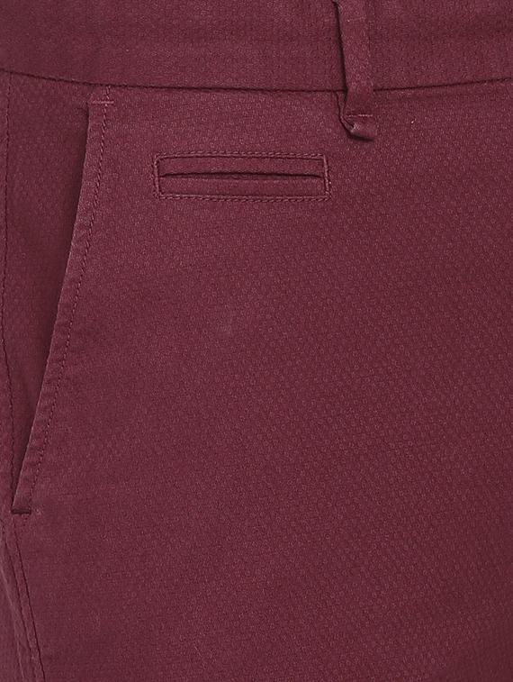 red textured chinos - 16993505 - Zoom Image - 5