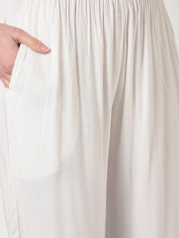 embroidered kurta palazzo set - 17001623 - Zoom Image - 5