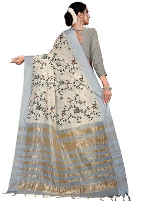 floral printed saree with blouse - 17002082 - Standard Image - 2