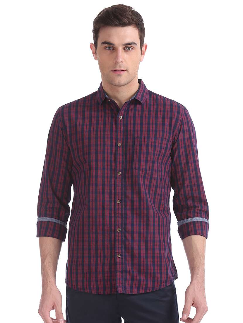 red checkered casual shirt