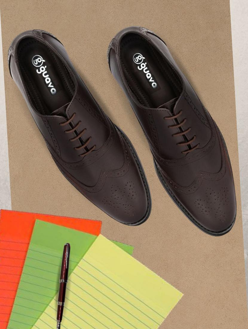 brown leather laceup brouges