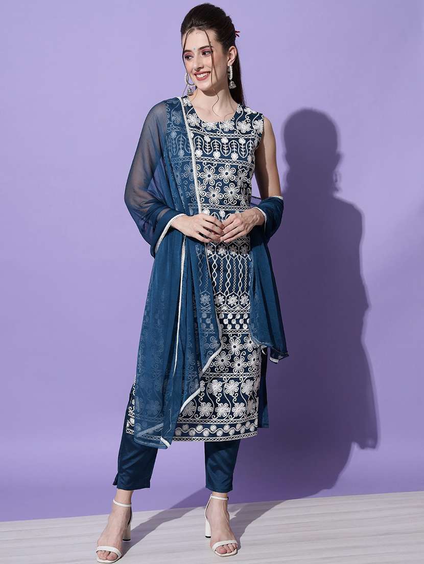 women teal sleeveless kurta pant with dupatta set