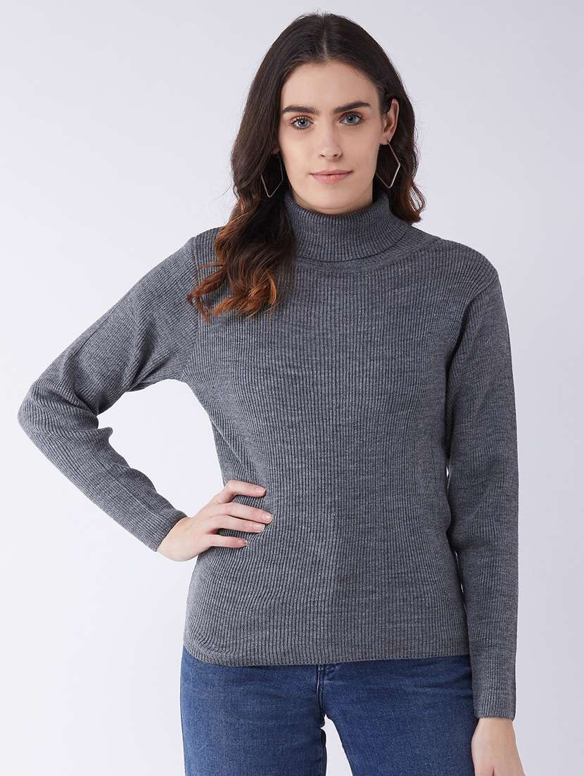 women long sleeved solid regular pullover