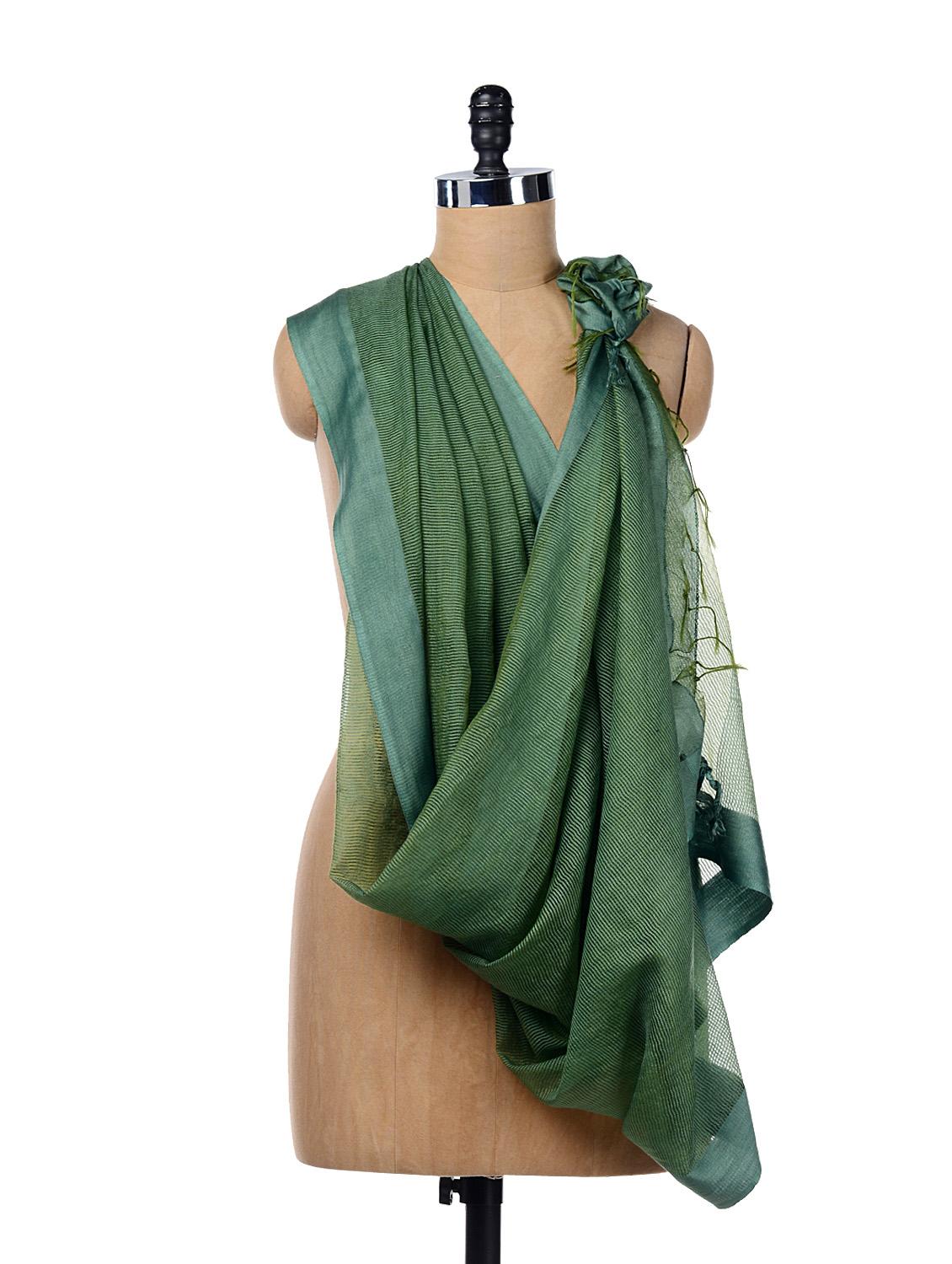 Silky Side Stripe Dupatta - SONJATO SEN