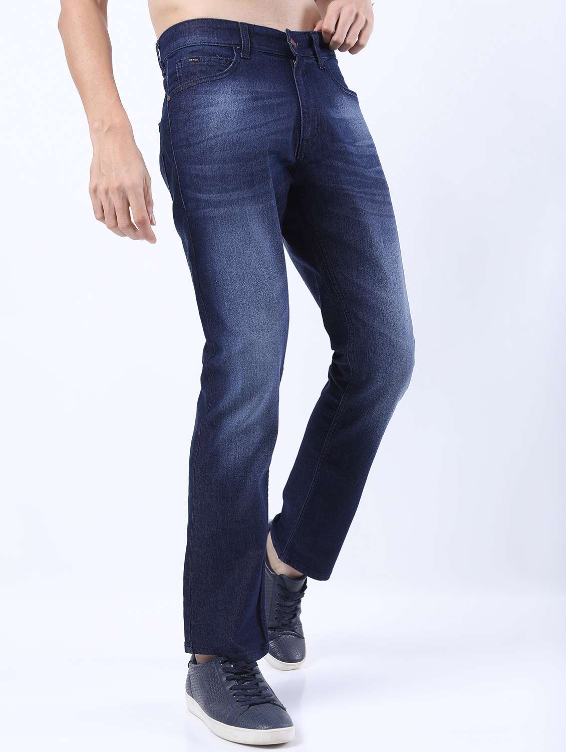 men mid rise plain jeans