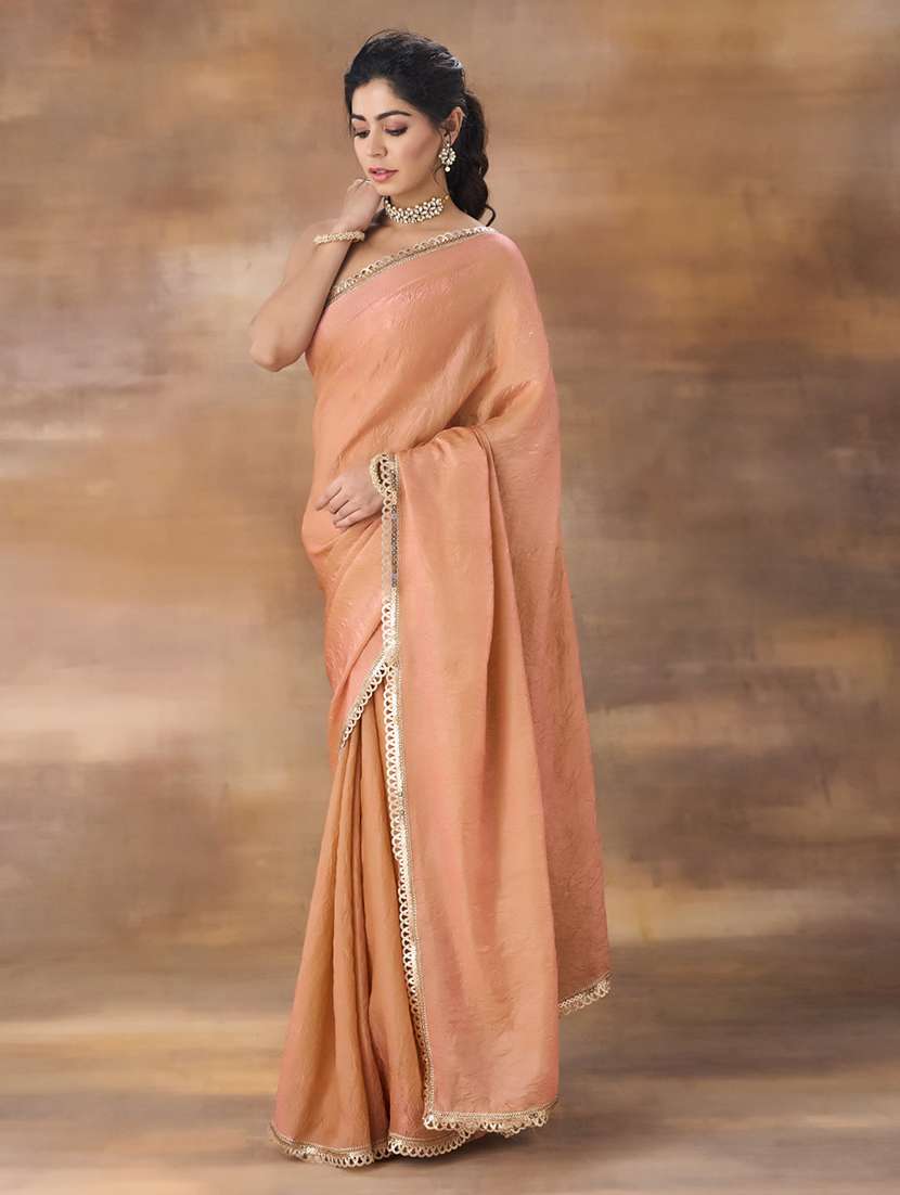 women solid with bordered saree with blouse