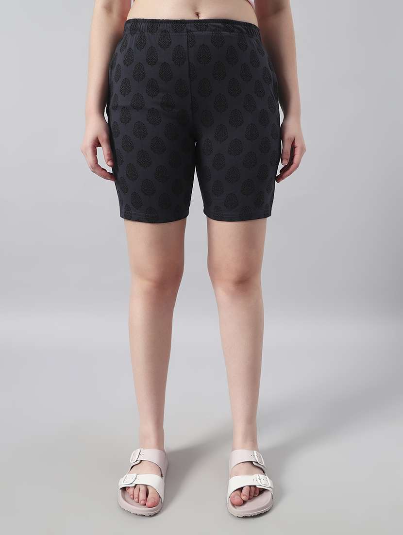 women printed mid rise loung wear shorts